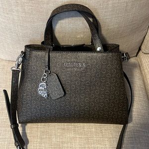 Brand new guess purse